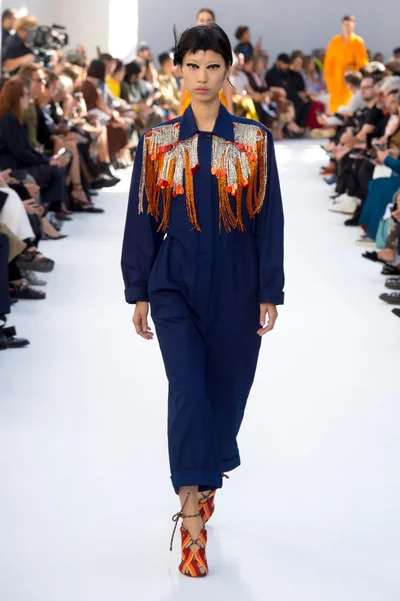 Look 35